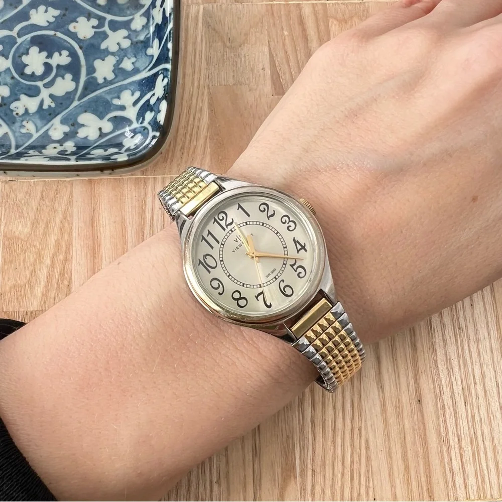 Viewpoint by Timex ladies two toned bracelet  watch NEW BATTERY